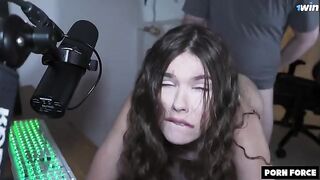 She finally did some good content, showcasing her skills in a steamy session