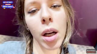 Flatmate-girl doesn’t mind occasional kitchen sex with cum in mouth