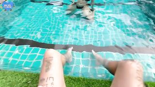 A girl has sex in the swimming pool with her friend
