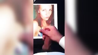 Finger photo shoot with a girl who loves to be fucked