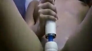 You better see this homemade action with the brunette, it’s really hot!