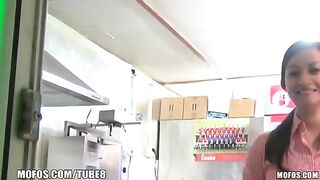 A girl is fucking to get rid of her debts for money