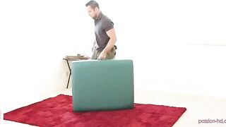 The masseur was so excited that he could not stop fucking with his client