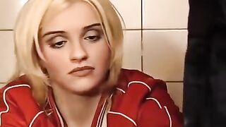 A washer got a sex accident with a girl in the toilet