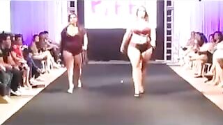 Fatty bitches running on the beach in swimsuits for the camera