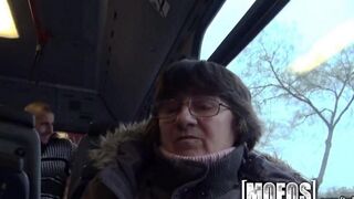 A hot chick got fucked right on the bus, and it’s a fact!