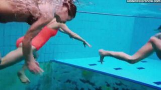 Nude girls in the pool, camera shooting without permission
