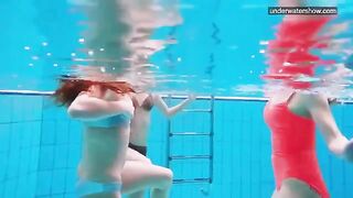 Nude girls in the pool, camera shooting without permission