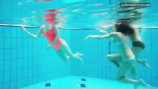 Nude girls in the pool, camera shooting without permission