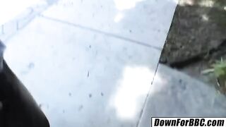 The monster BBC of a black guy destroys the wet pussy of MILF Lisa Ann