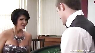 A woman lost her pussy and mouth while playing cards for sex