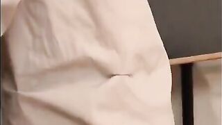 The student licked the teacher's pussy and got an A