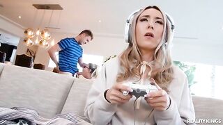Nerd girl in glasses gets fucked at home