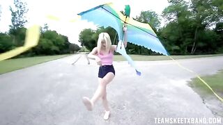 A girl can’t resist sex in the fresh air of nature