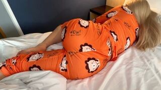 The girl in pajamas craves to be fucked hard