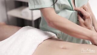 A man received a happy end after a pleasant erotic massage