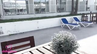 A girl was persuaded to have sex by a professional picker-upper