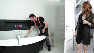 A man roughly fucked a woman in her tight anal on the couch