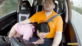 A man seduced a woman in her role, as if nothing happened