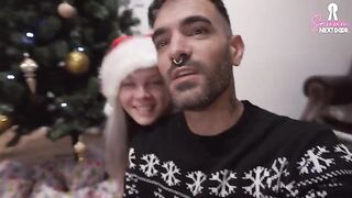 The best way to spend Christmas, Sammmnextdoor style