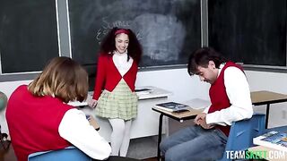 Who are those whores in this college?