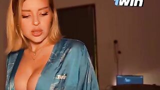 Are you gonna get in the pussy today? - Hot stepmom’s creamy treat