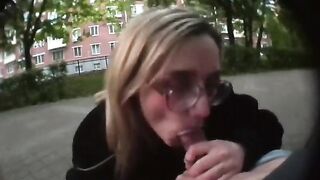 A blowjob on the street with a risk of being caught