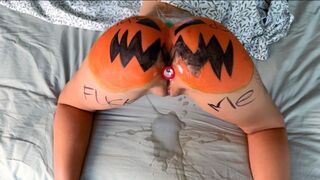 A sexy slut is getting fucked hard in a pumpkin, it’s Halloween