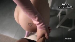 The man gave her a powerful orgasm, and she could not stop squirting