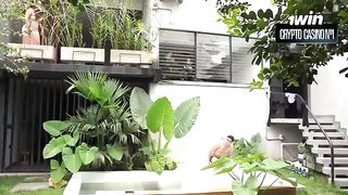 Mature woman fucks deeper than any young girl