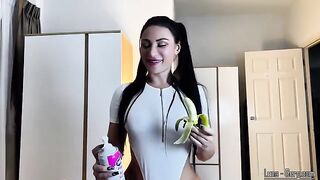 My body is a weapon of mass arousal - the hottest homemade action ever