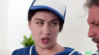 An old man fucked a young beauty in her tight young pussy