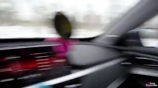No money for taxi? No problem, pay in kind with a blowjob!