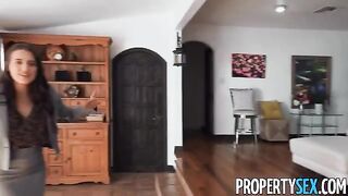 The cute brunette real estate agent convinces her picky client to buy the house
